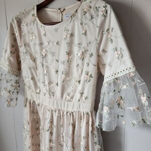 Piper & Scoot Floral Mesh Embroidered Midi Dress Small Cream Cottagecore